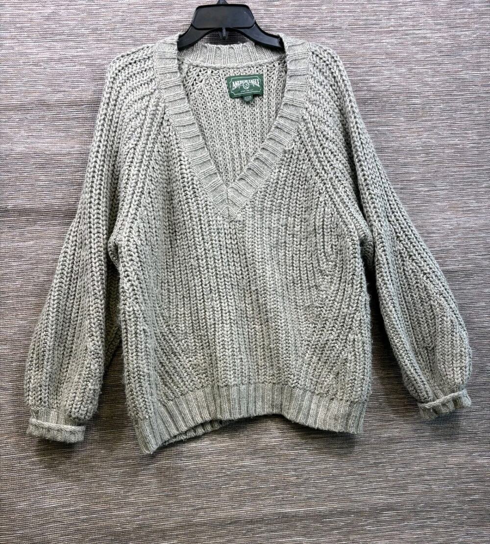 American Eagle Chunky Knit Sweater Women's Size XL Gray V-Neck Long Sleeve